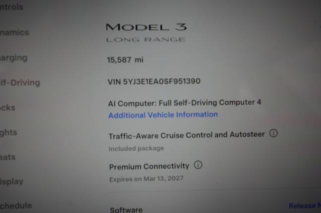 2025 Tesla Model 3 — photo 5 of 21