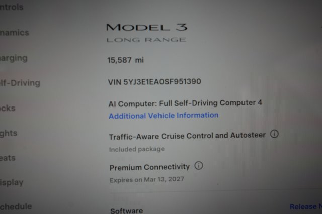 2025 Tesla Model 3 — photo 5 of 21
