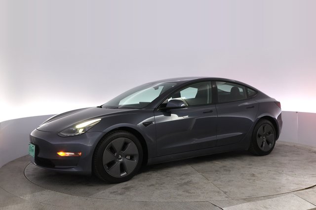 2022 Tesla Model 3 — photo 14 of 21