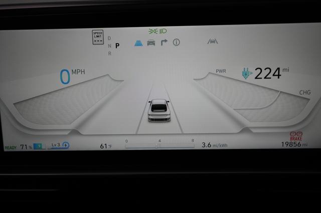 2023 Hyundai IONIQ 6 — photo 5 of 25