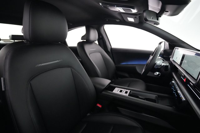 2023 Hyundai IONIQ 6 — photo 18 of 25