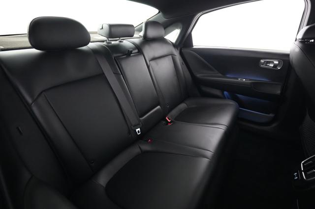 2023 Hyundai IONIQ 6 — photo 4 of 25