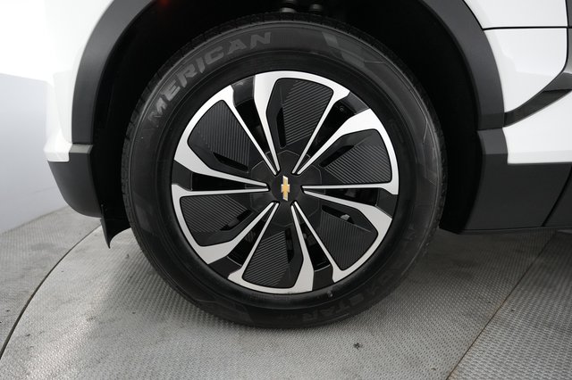 2024 Chevrolet Blazer EV — photo 15 of 21
