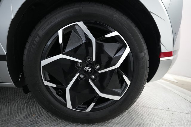 2024 Hyundai IONIQ 5 — photo 15 of 23