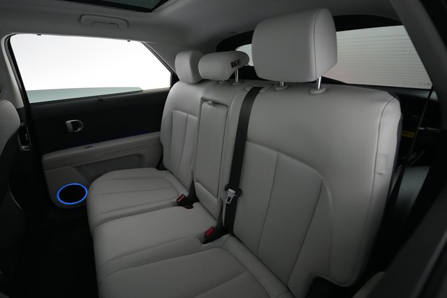 2024 Hyundai IONIQ 5 — photo 18 of 23