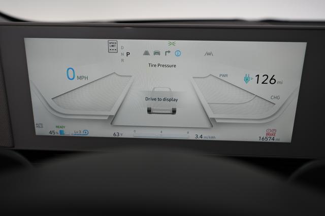 2024 Hyundai IONIQ 5 — photo 5 of 23