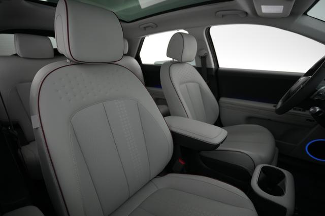 2024 Hyundai IONIQ 5 — photo 3 of 23