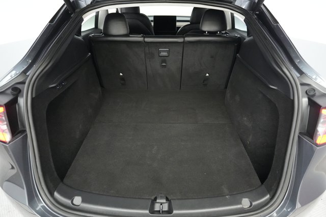 2023 Tesla Model Y — photo 6 of 21