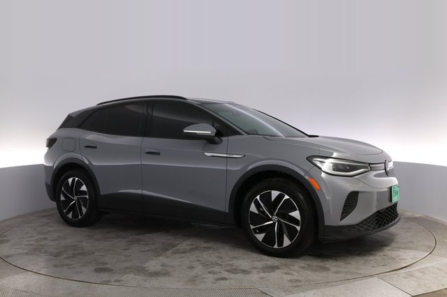2022 Volkswagen ID.4 — photo 11 of 21