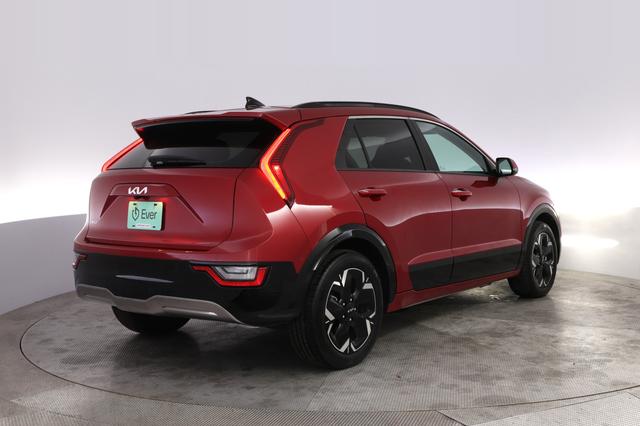 2023 Kia Niro EV — photo 2 of 20