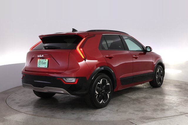 2023 Kia Niro EV — photo 2 of 20