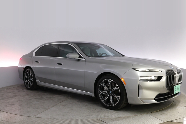 2023 BMW i7