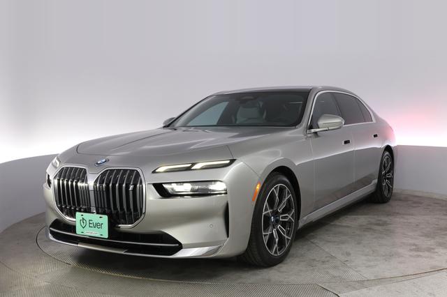 2023 BMW i7 — VIN WBY53EJ05PCM51389
