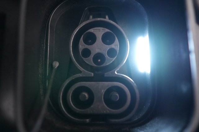 2023 Polestar 2 — photo 8 of 24