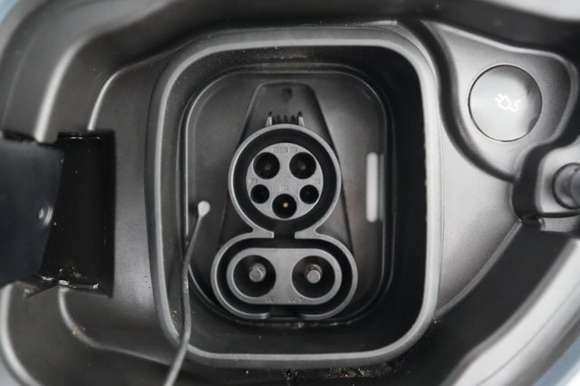 2023 Polestar 2 — photo 8 of 21