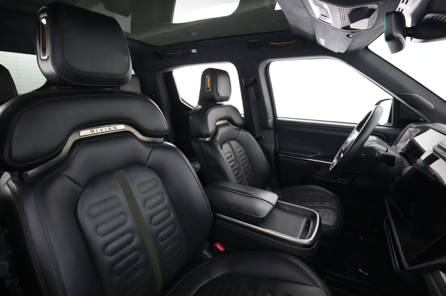 2023 Rivian R1T