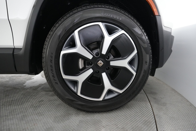2023 Rivian R1T