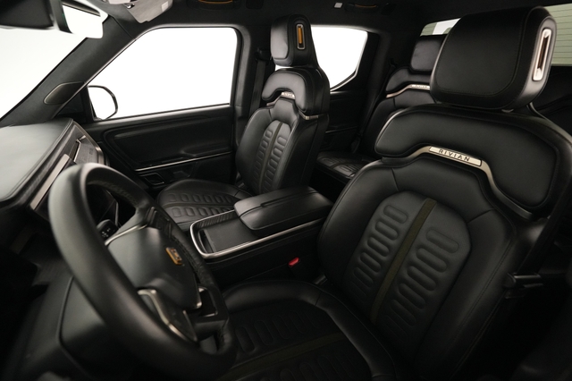 2023 Rivian R1T