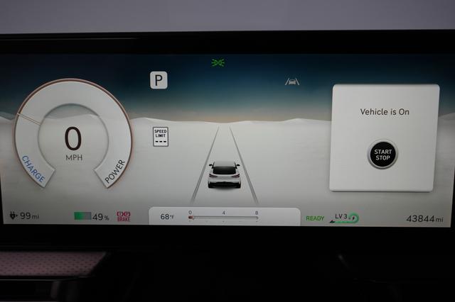 2023 Genesis GV60 — photo 5 of 31