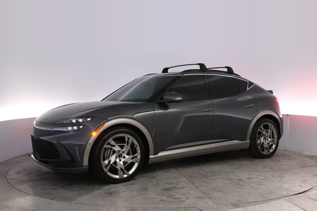 2023 Genesis GV60 — photo 14 of 31