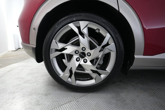 2023 Genesis GV60 — photo 15 of 23