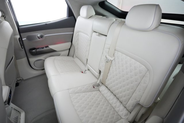 2023 Genesis GV60 — photo 19 of 23