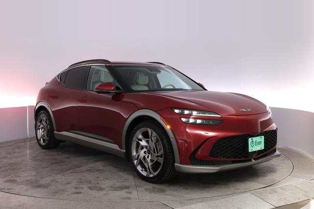 2023 Genesis GV60 — photo 10 of 23
