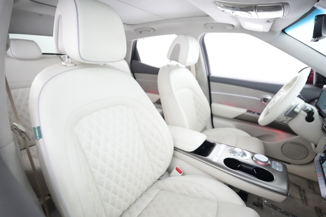 2023 Genesis GV60