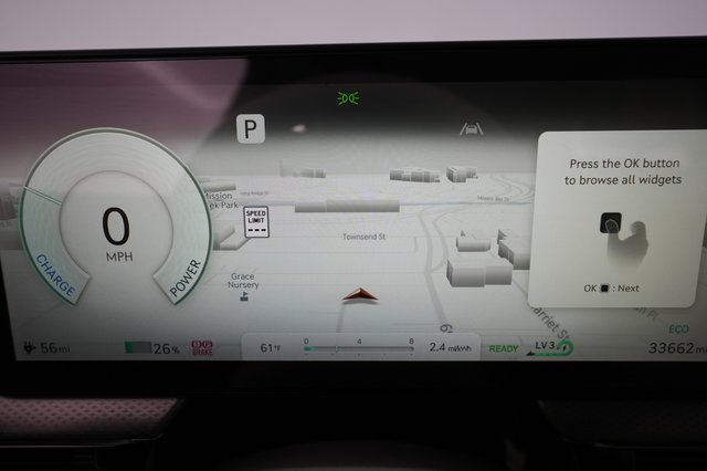 2023 Genesis GV60 — photo 5 of 23