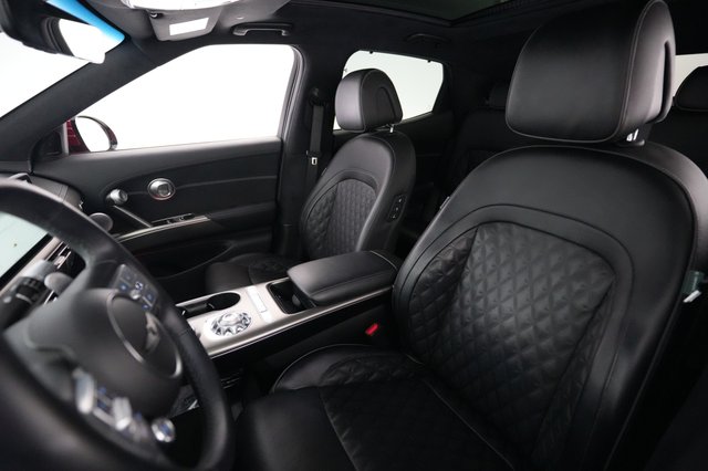 2023 Genesis GV60 — photo 3 of 23