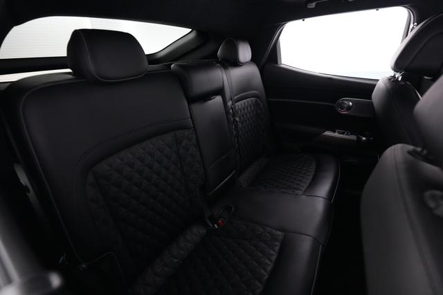 2023 Genesis GV60 — photo 4 of 23