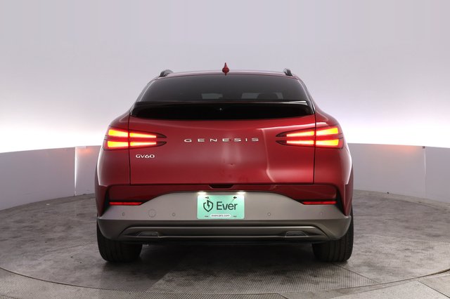 2023 Genesis GV60 — photo 12 of 23
