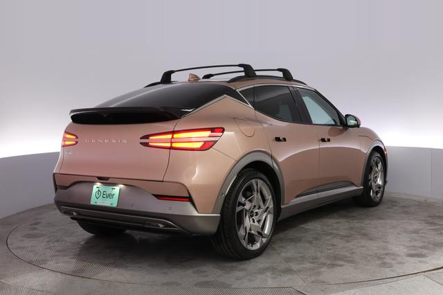 2023 Genesis GV60 — photo 2 of 21