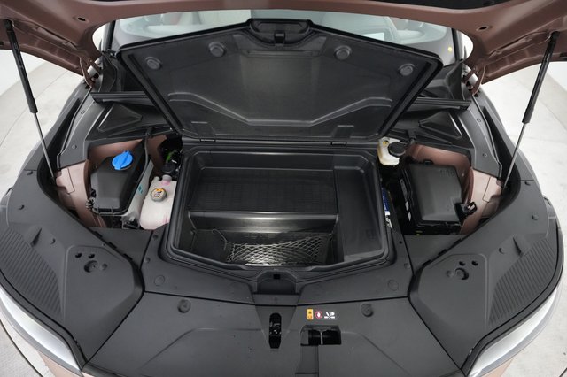 2023 Genesis GV60 — photo 20 of 21