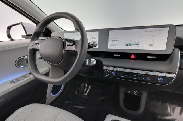 2024 Hyundai IONIQ 5 — photo 20 of 23