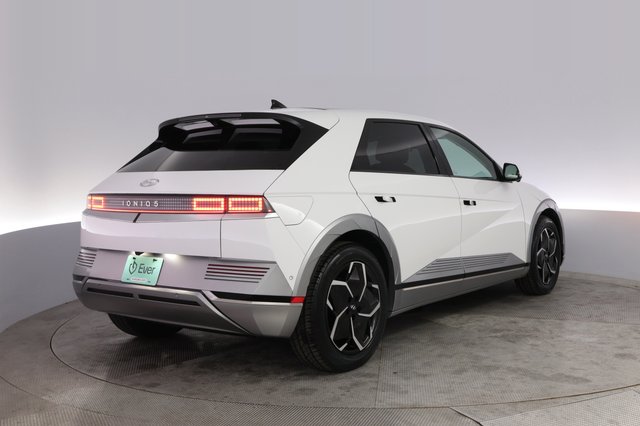 2024 Hyundai IONIQ 5 — photo 2 of 23