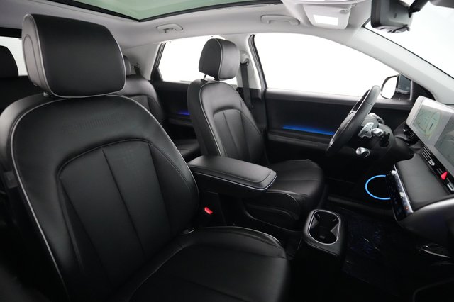 2024 Hyundai IONIQ 5 — photo 18 of 24