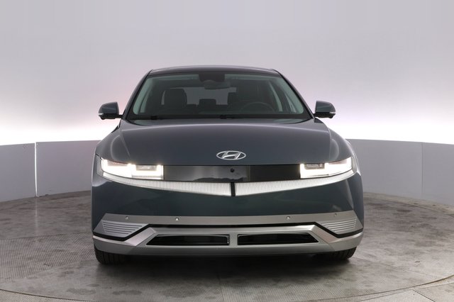 2024 Hyundai IONIQ 5 — photo 9 of 24