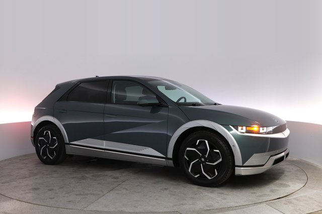 2024 Hyundai IONIQ 5 — photo 11 of 24
