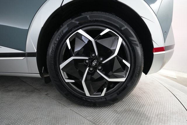 2024 Hyundai IONIQ 5 — photo 7 of 24