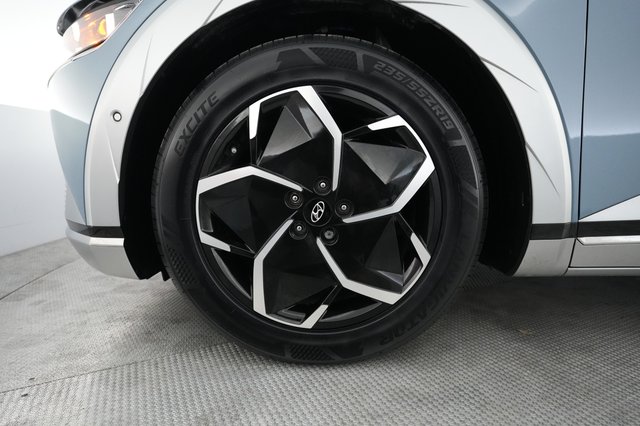 2024 Hyundai IONIQ 5 — photo 15 of 22