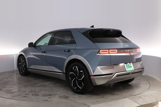 2024 Hyundai IONIQ 5 — photo 13 of 22