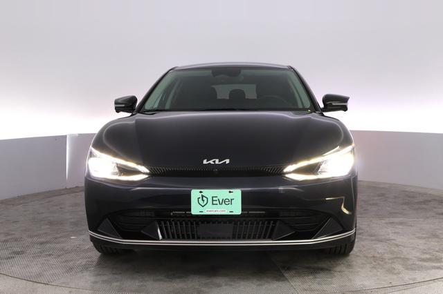 2024 Kia EV6 — photo 9 of 23