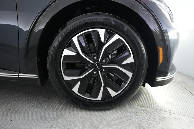 2024 Kia EV6 — photo 16 of 23