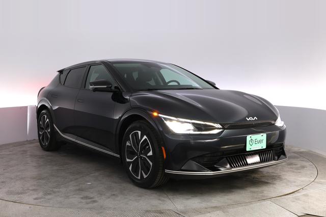 2024 Kia EV6 — photo 10 of 23