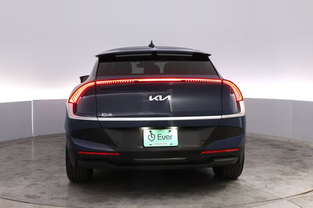 2025 Kia EV6 — photo 12 of 23