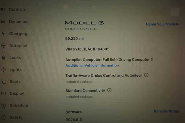 2018 Tesla Model 3 — photo 5 of 21