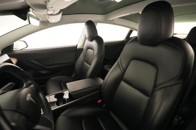 2018 Tesla Model 3 — photo 3 of 21