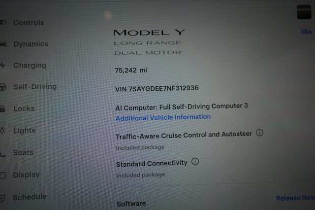 2022 Tesla Model Y — photo 5 of 28