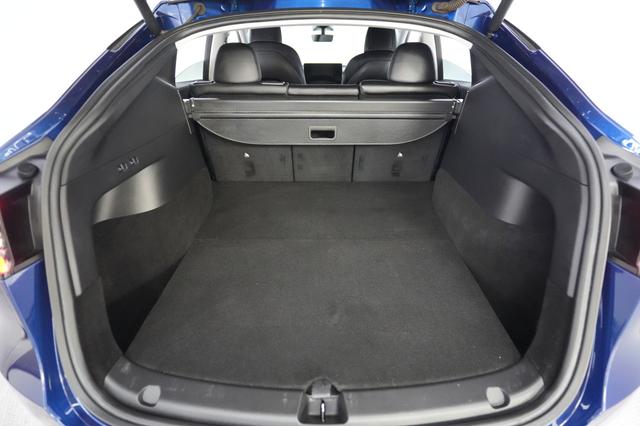2022 Tesla Model Y — photo 6 of 28